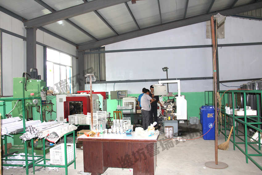 水射器、滴定閥、單向閥數(shù)控機(jī)床加工現(xiàn)場(chǎng)